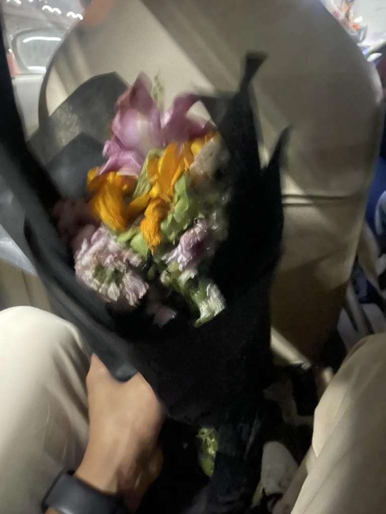 Received Flowers from a Stranger and Somehow Felt Bad for Her